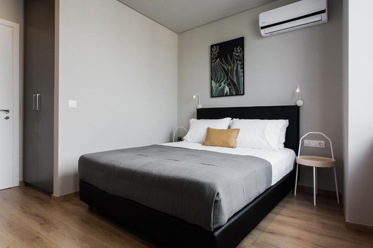 Wyz Attiki Aparthotel Athens Bilik gambar